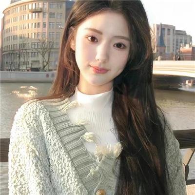 着牛仔裤的钟馗海报